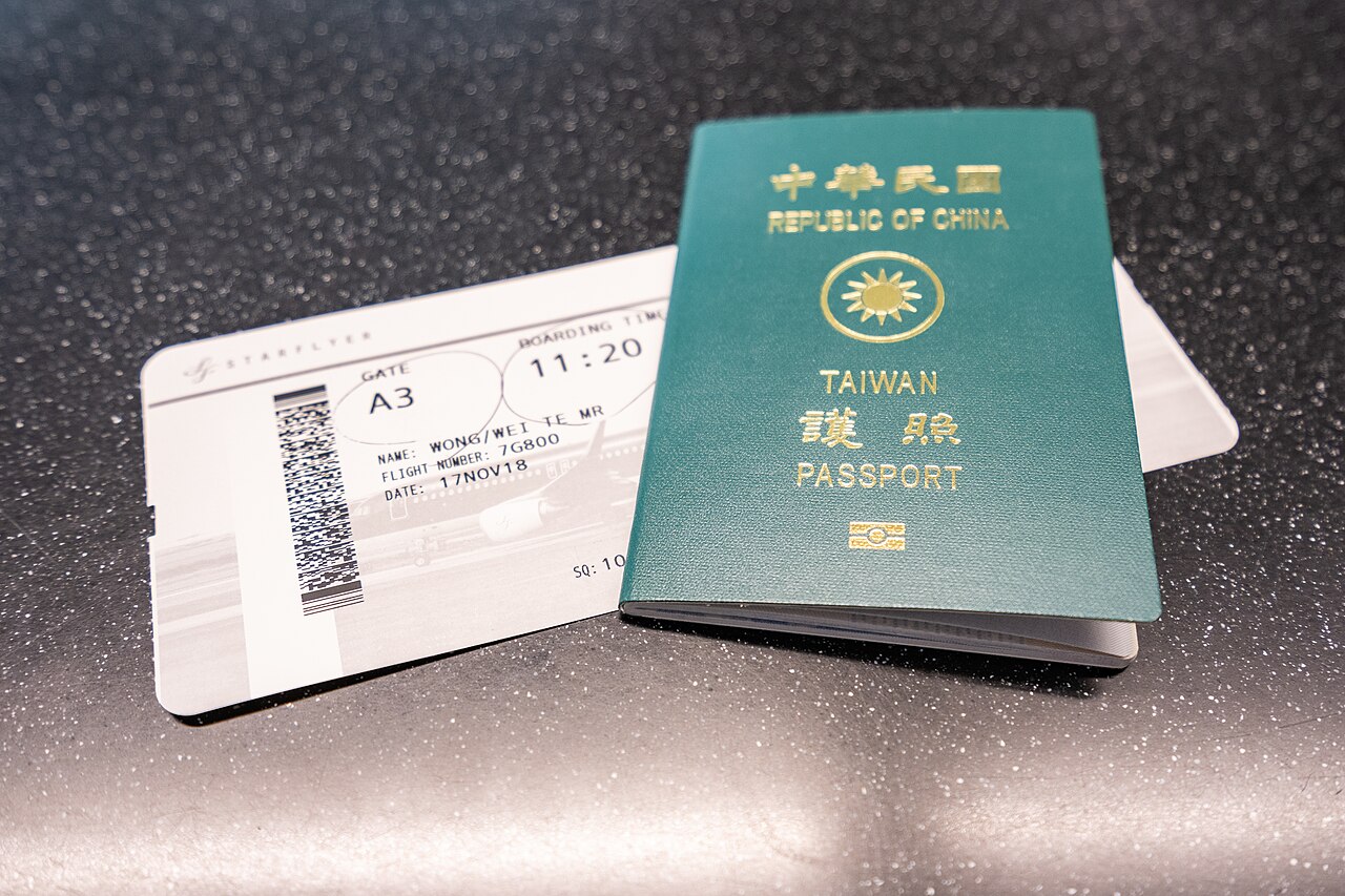 Passeport et carte d'embarquement — TEF Canada et TEFAQ pour l'immigration